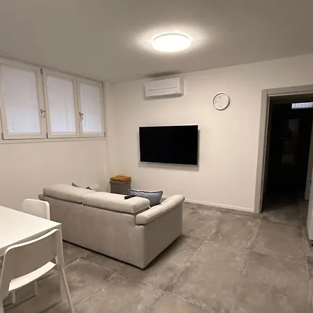 Διαμέρισμα Domina - Parcheggio Privato Μπολόνια