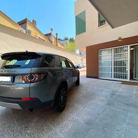 Domina - Parcheggio Privato Διαμέρισμα Μπολόνια